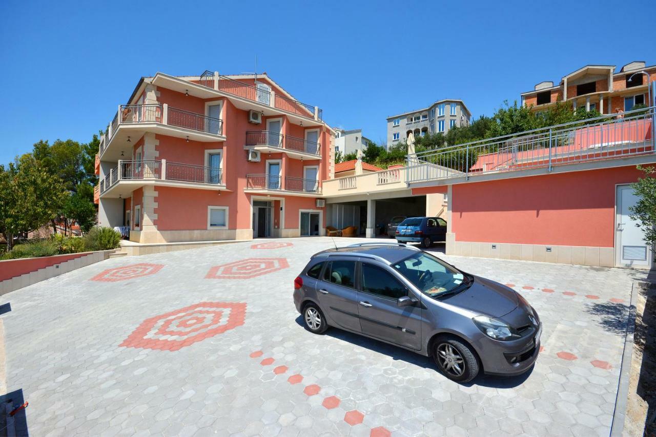 Apartman Lucic *