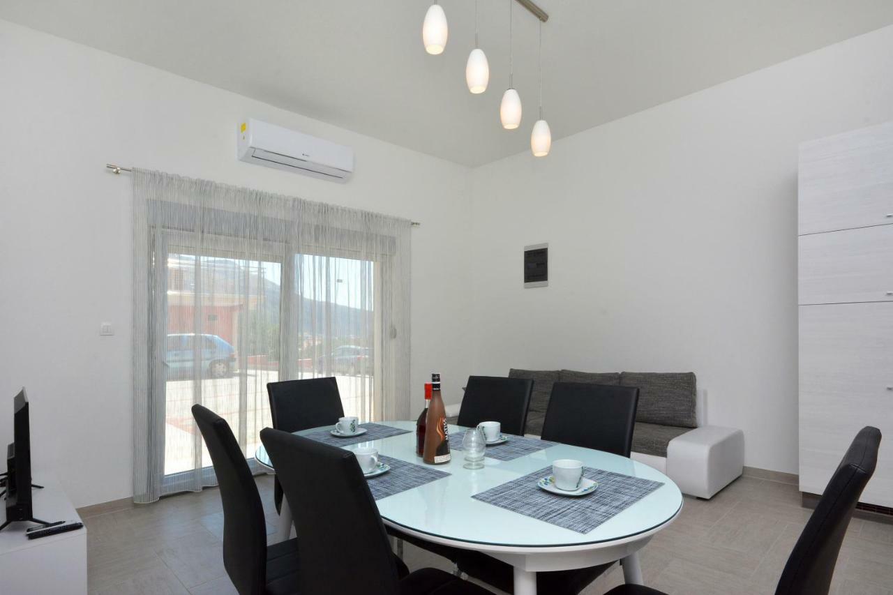Apartment Apartman Lucic *