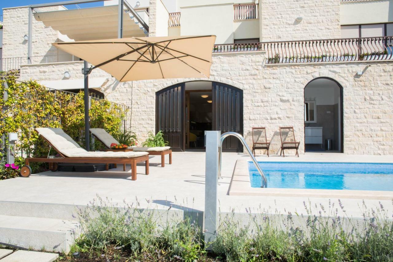 Apartment Melody M With Private Pool