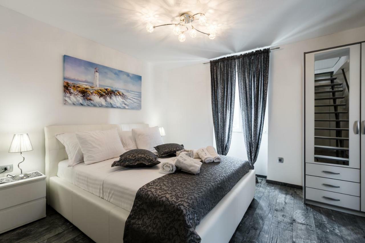 Nona Lena Studio