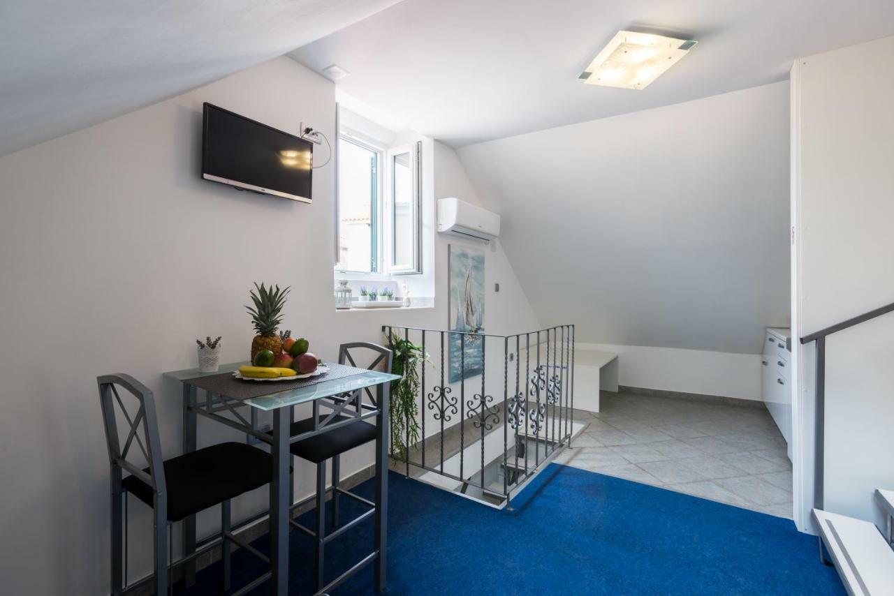 Nona Lena Studio