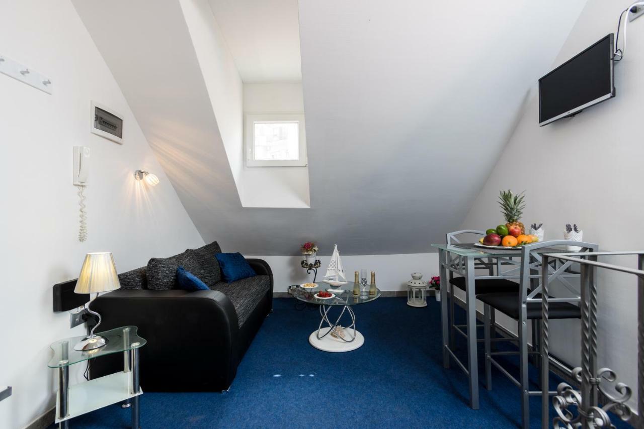Nona Lena Studio