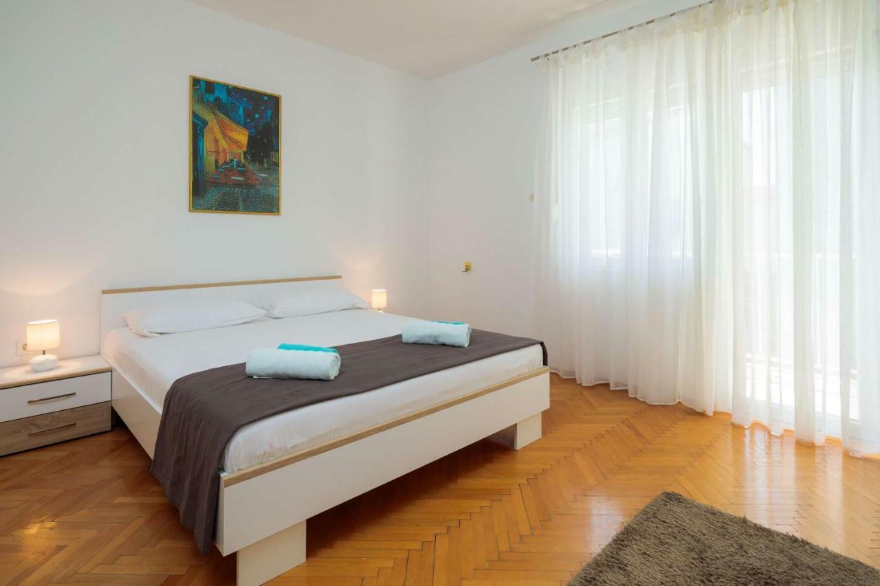 Laro - Modern&spacious *
