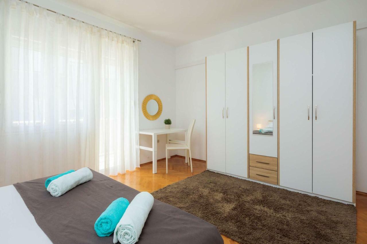 Laro - Modern&spacious Apartman *
