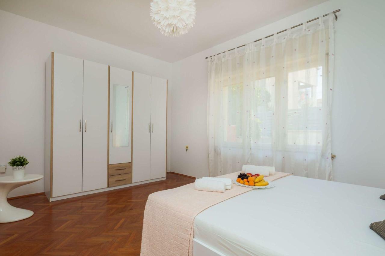 Apartman Laro - Modern&spacious *