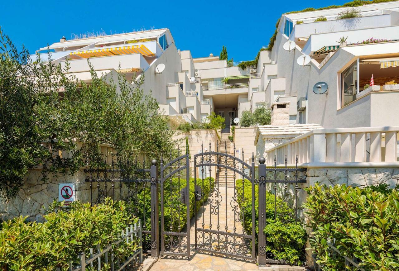 Luxury Seaside Amphora Appartement
