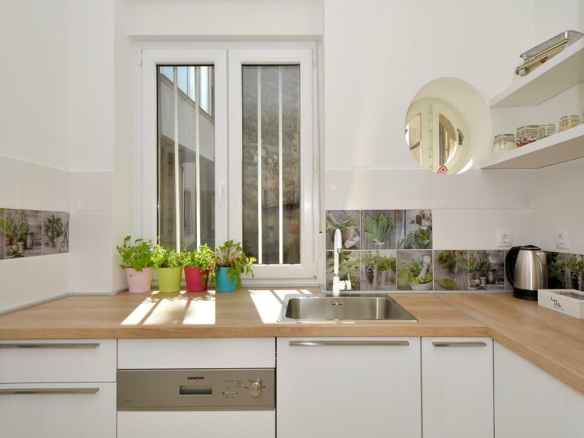 Apartment Zagrebacka 13 Split