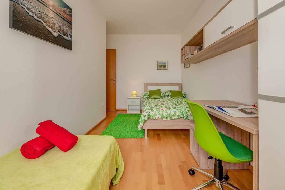 Alfa Apartment