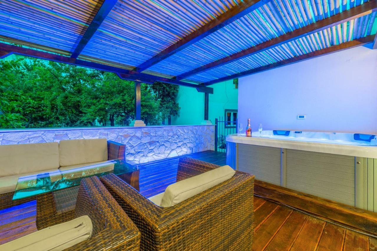 Apartment Alena Luxury With Jacuzzi *