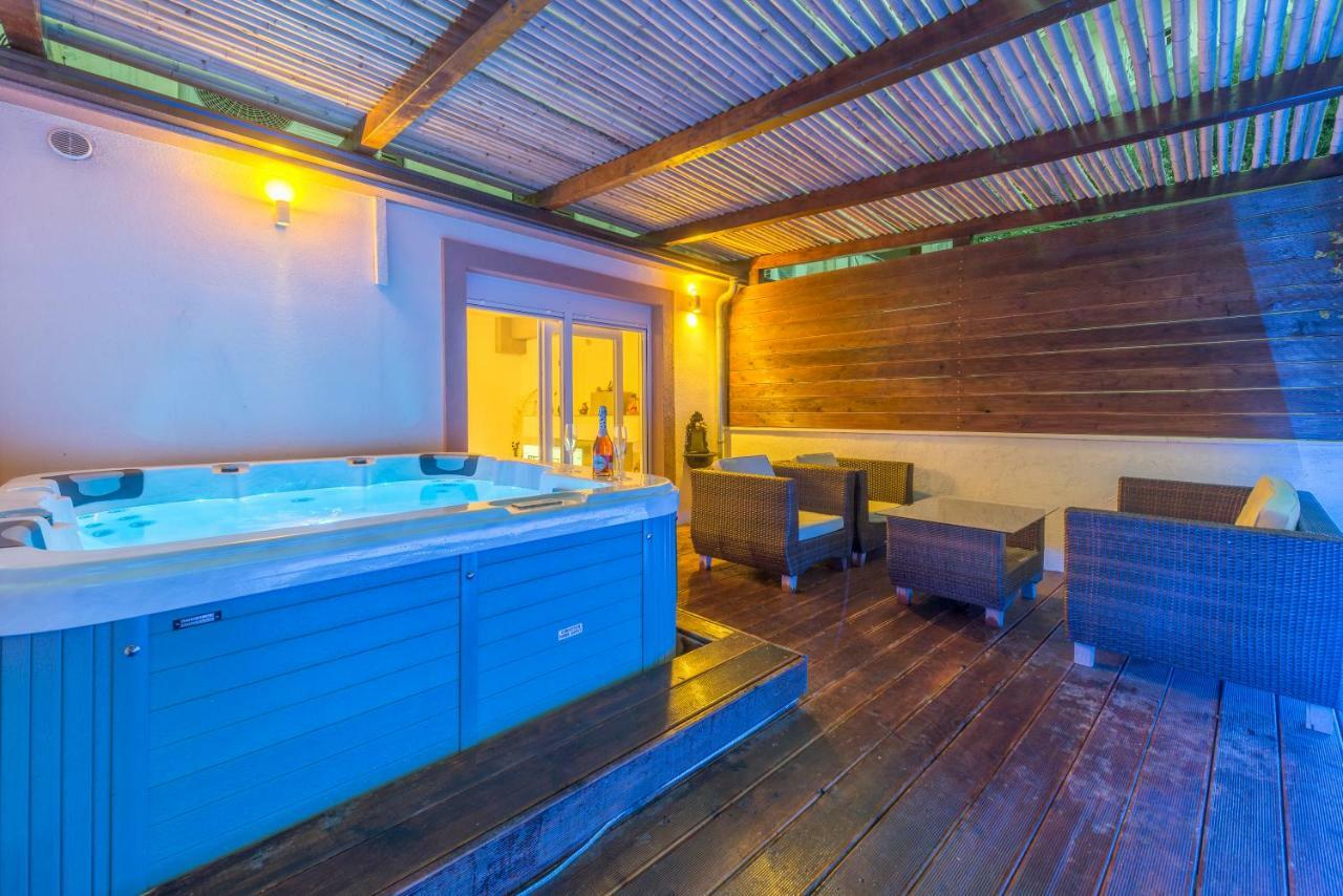 Apartment Alena Luxury With Jacuzzi *