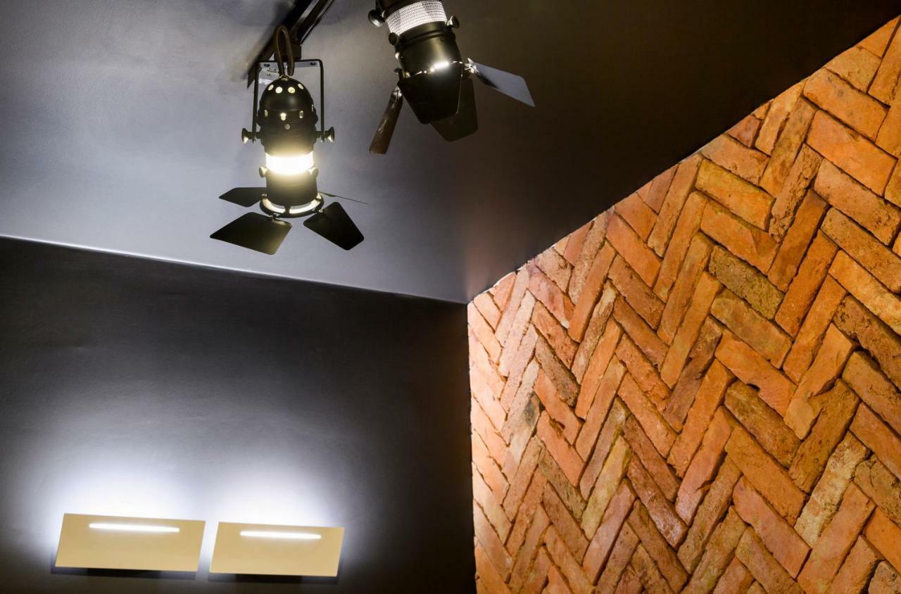 Guest house Industrial Design Split