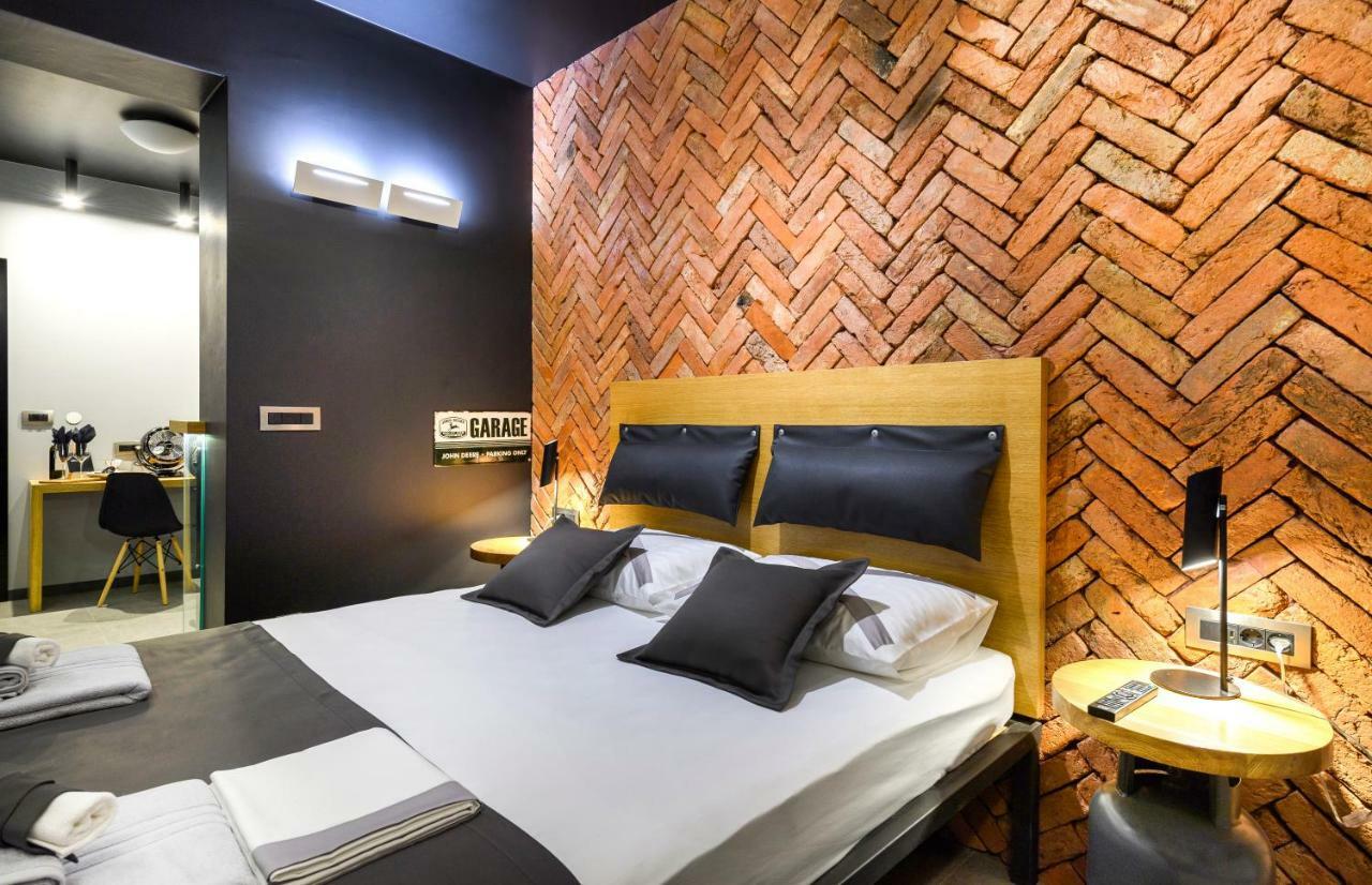 Industrial Design Guest house