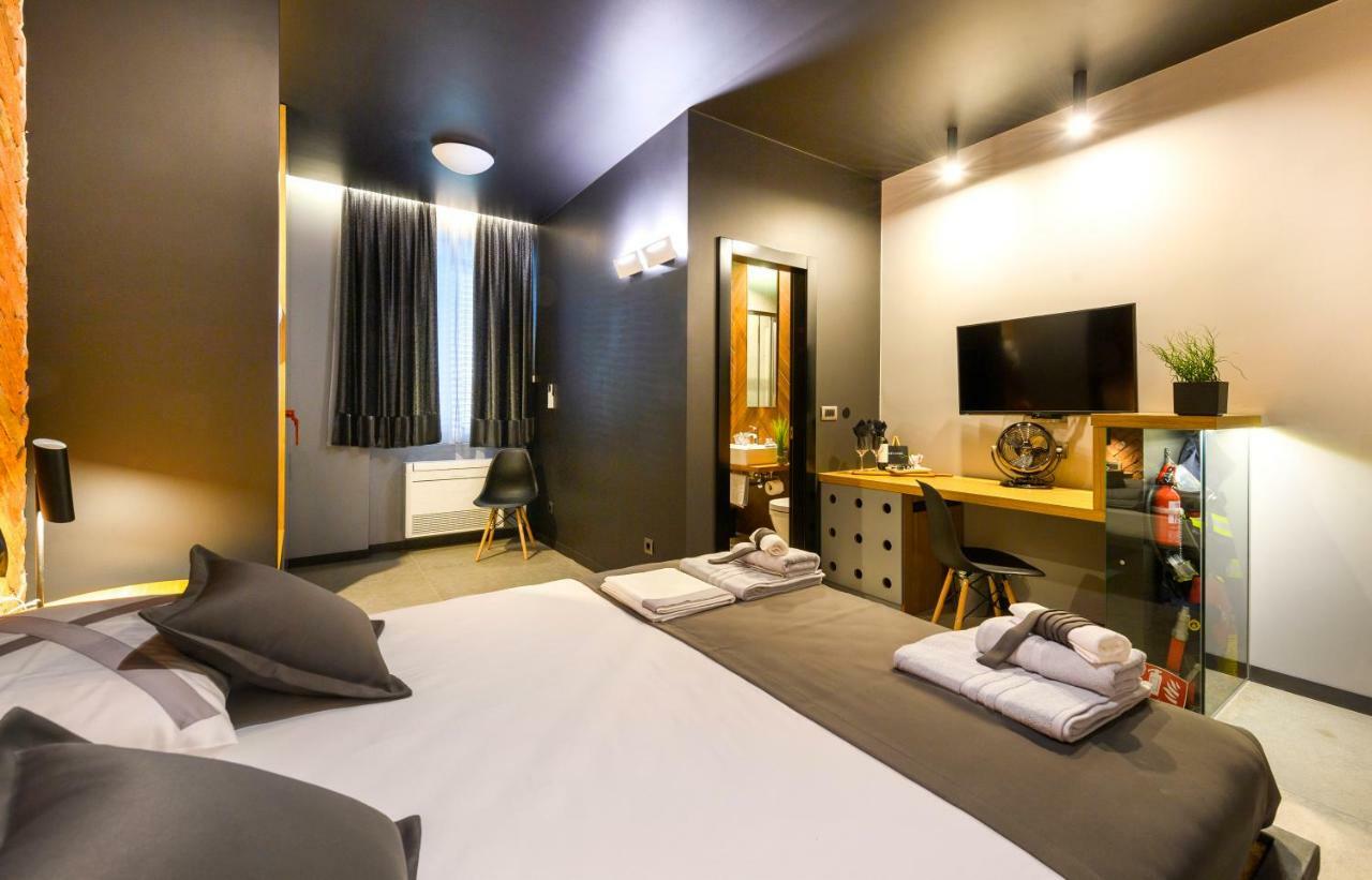 Guest house Industrial Design Split