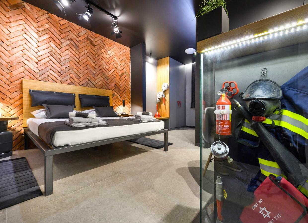 Guest house Industrial Design Split