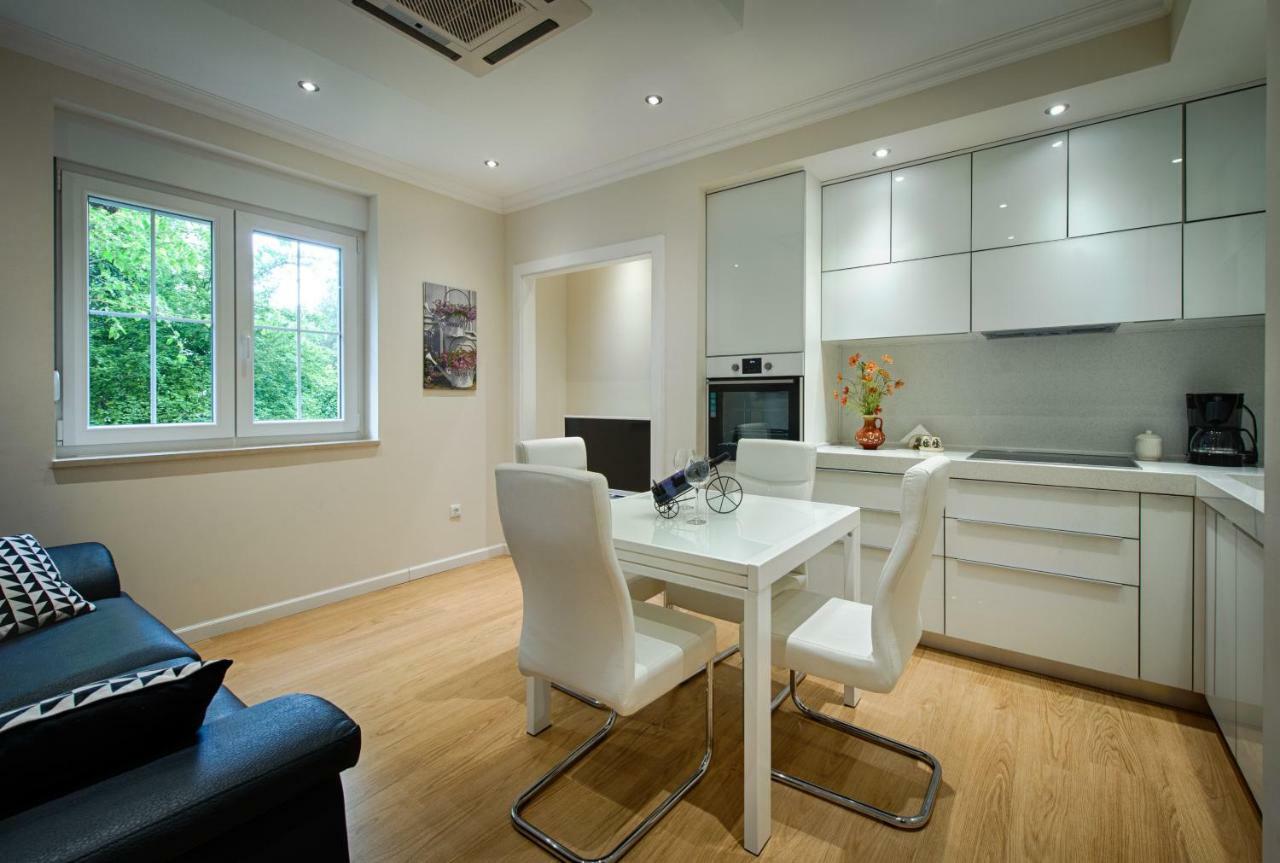 Marella Luxe At The Bacvice & Centre Apartment