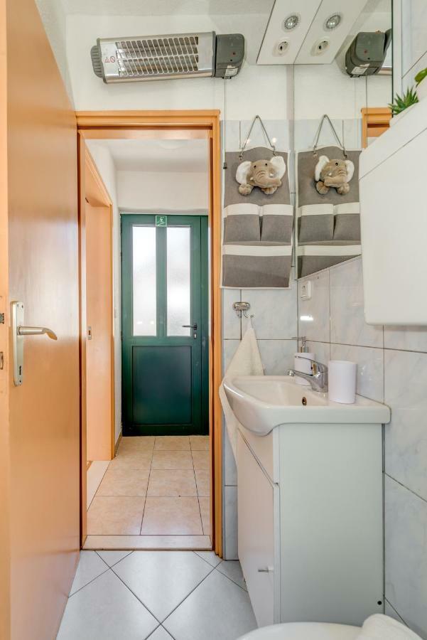 Abazur Apartment *