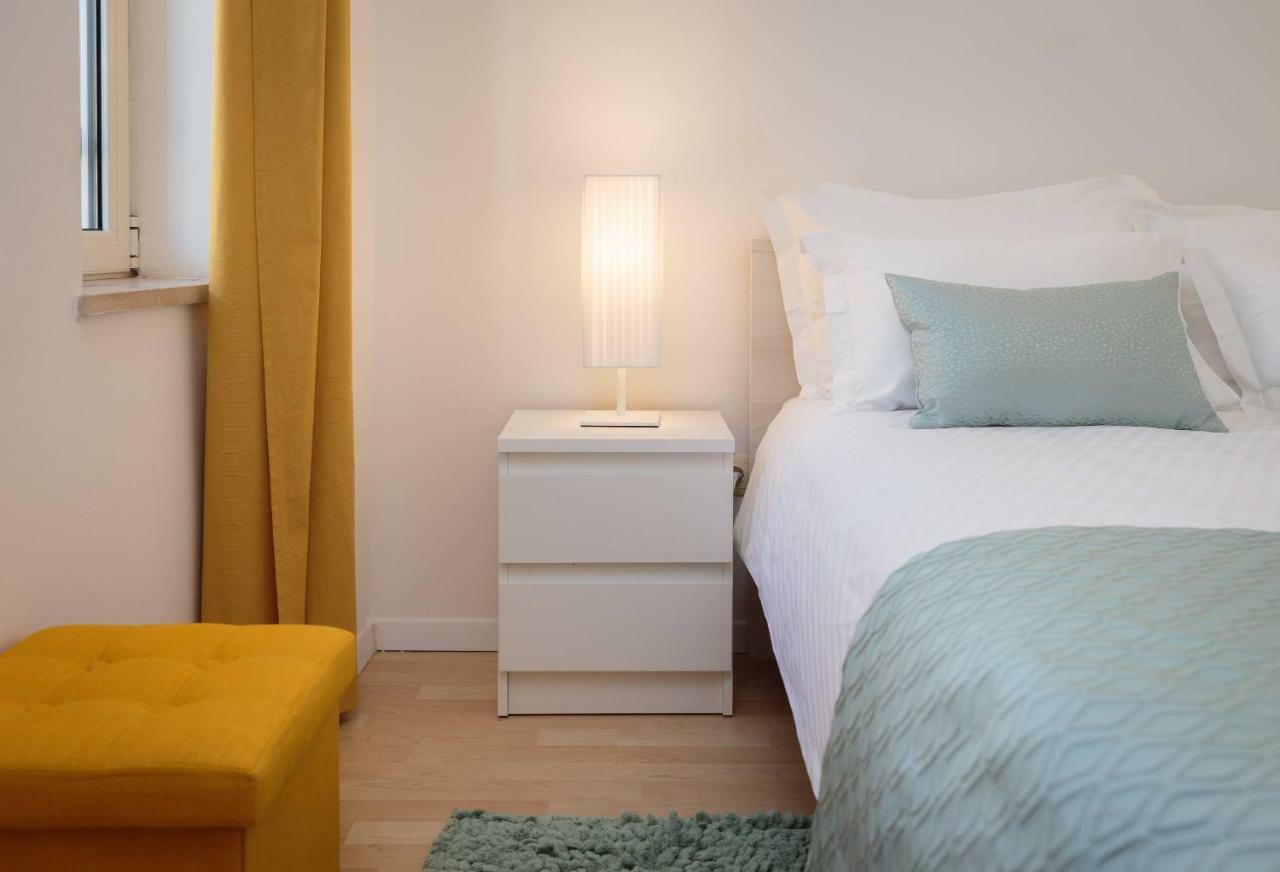 Centerlink Apartment Split