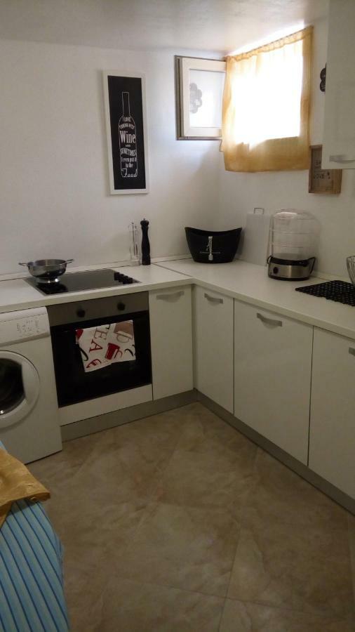 Sara Cosmo Apartment