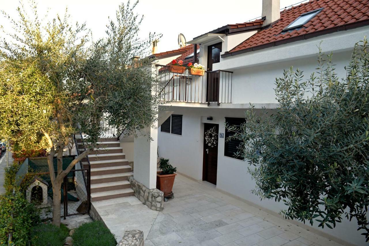 Franka Apartment *
