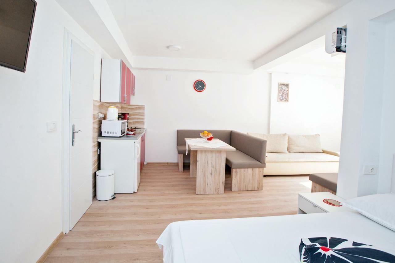 Bed & Breakfast The Garden &