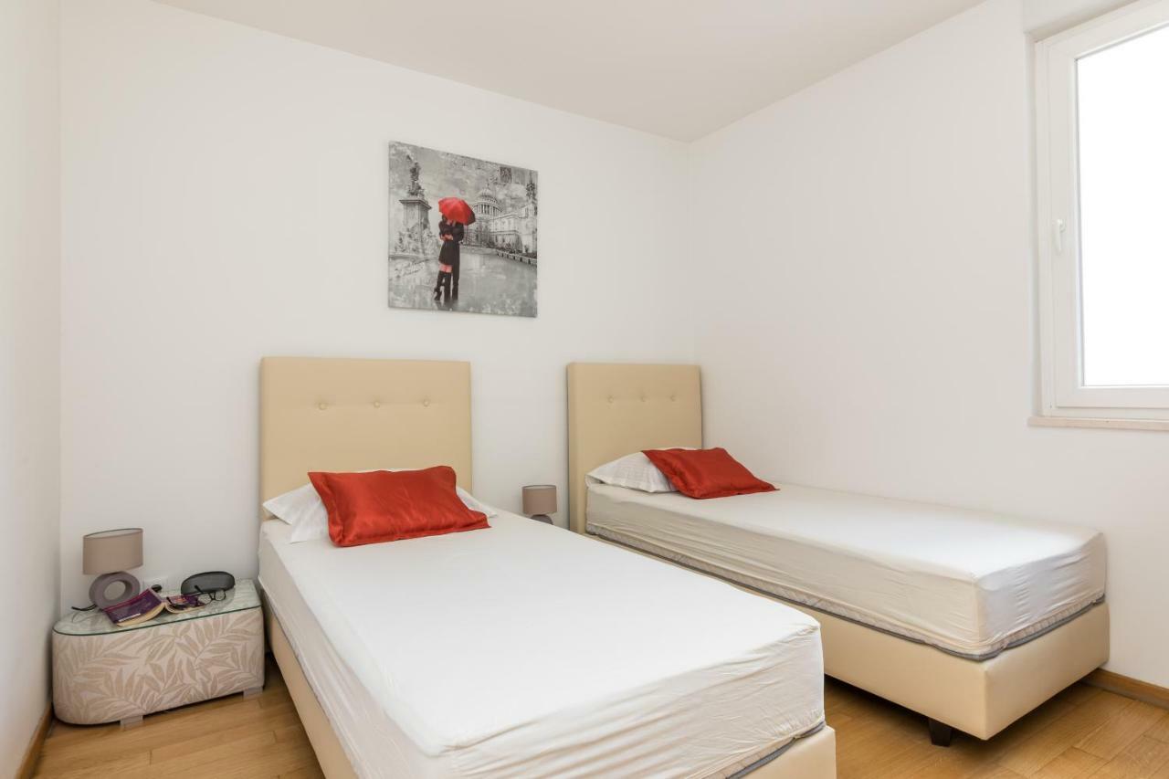 Apartment Marcela With Private Parking Apartment