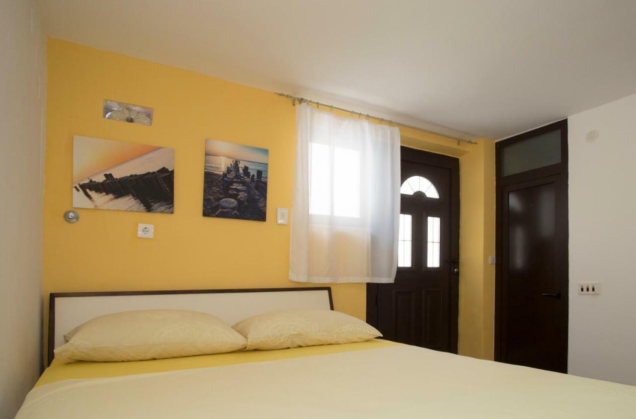 Room Dioklecijan Gostinjska kuća