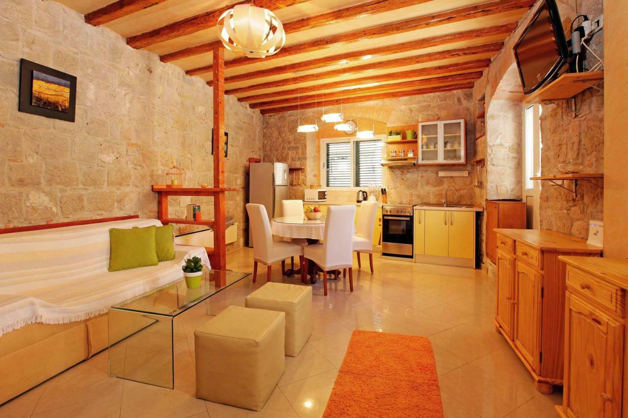Apartamento All You Need Old Town Studio