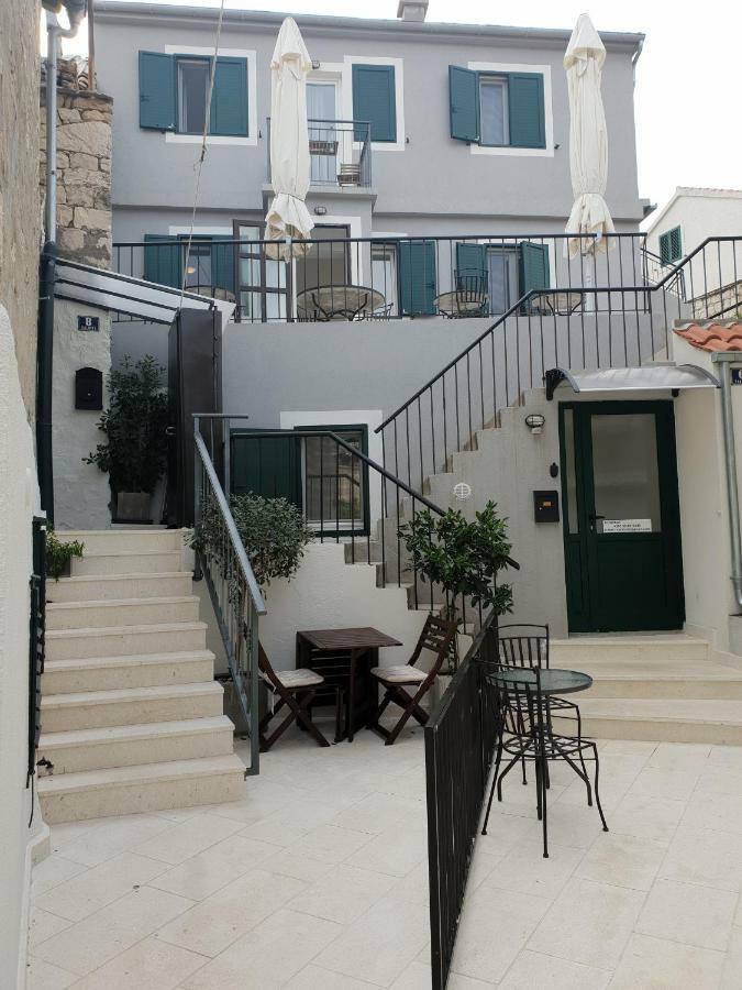 krevet i doručak Golden B&B 3*