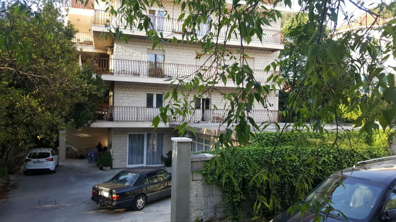 Antonija I Mateo, In The Center Of * Split