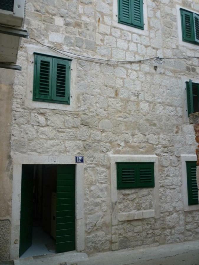 Single In The Heart Of Gostinjska kuća *