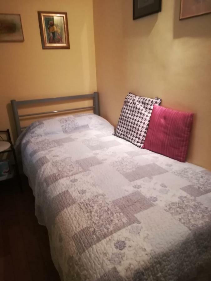 Single In The Heart Of Gostinjska kuća Split