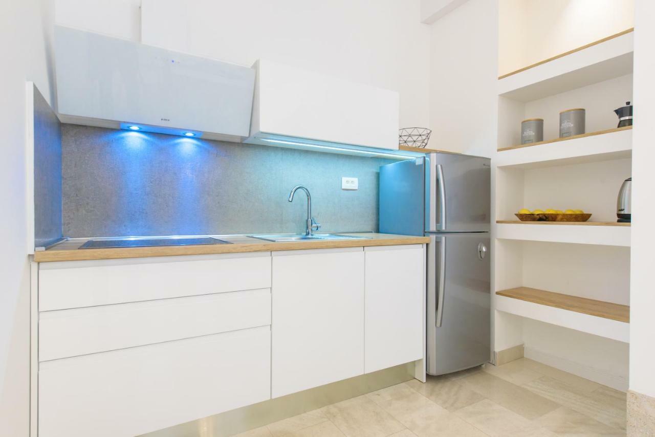 Deluxe Beach Renata Apartment