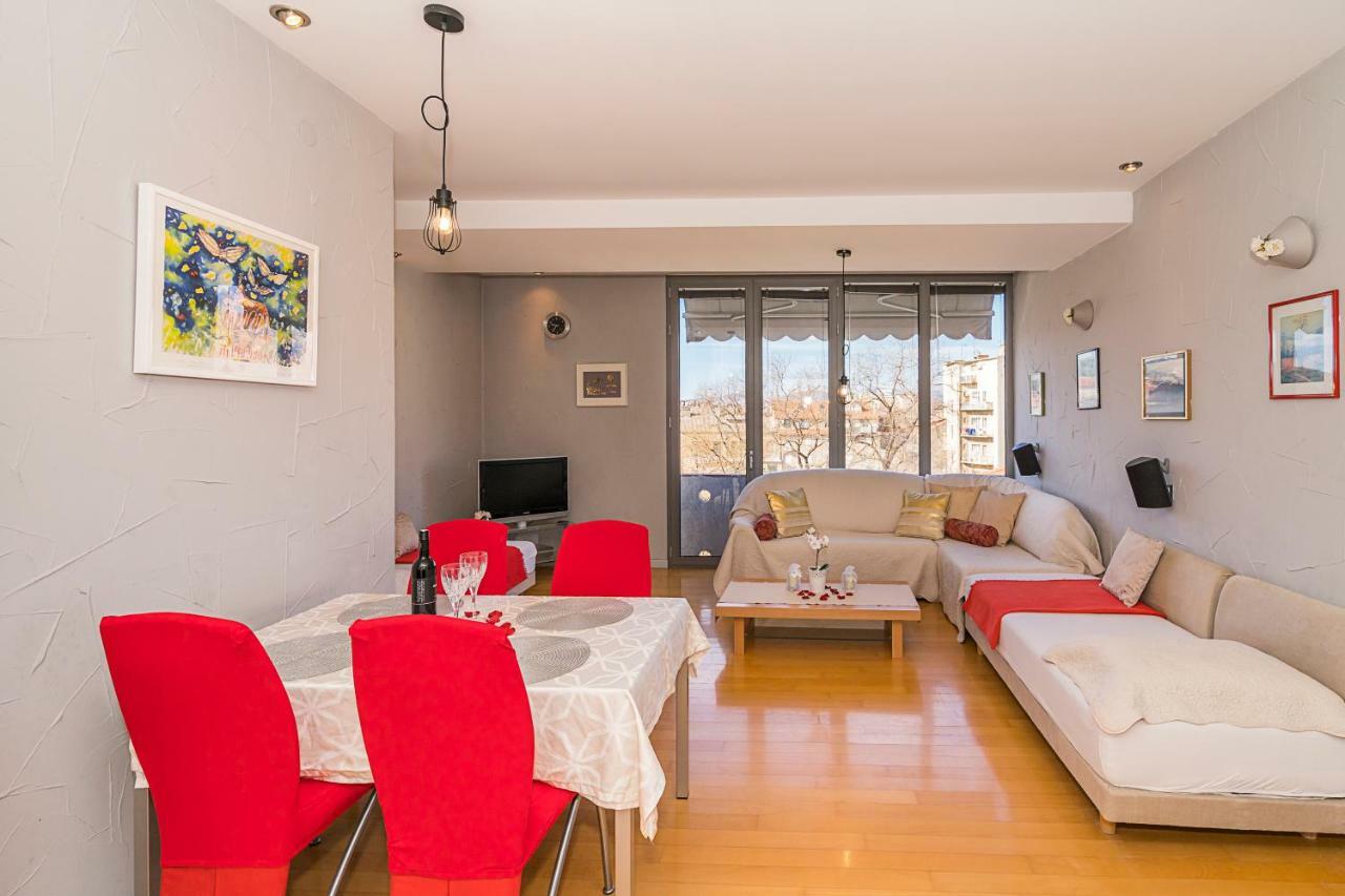 Old Town With Sea View Apartment
