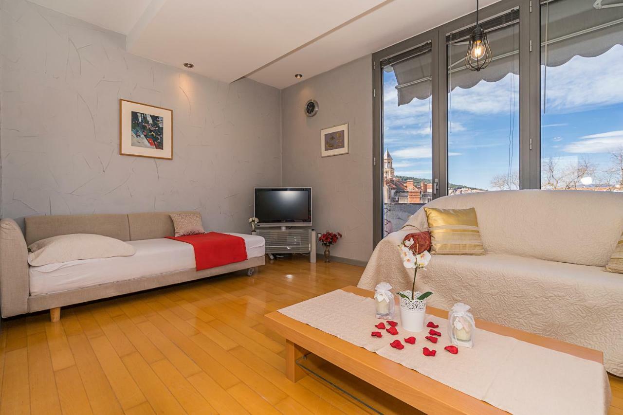 Old Town With Sea View Apartment *
