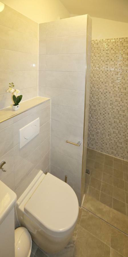 Apartman Tomas Art & Tomas Cave *