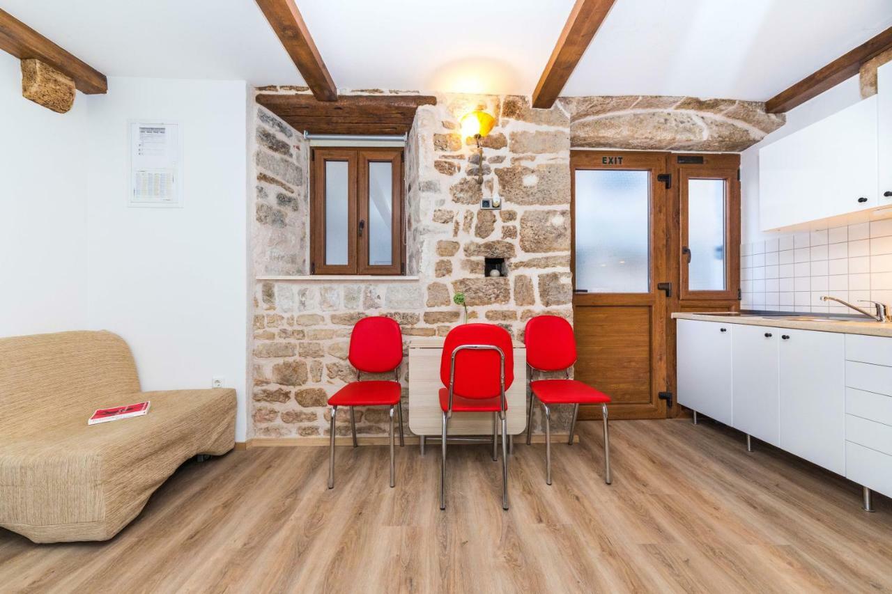 First Vestibul Apartment Split