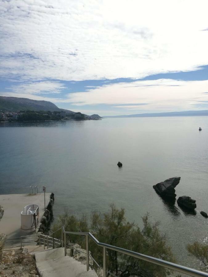 Bilonic Apartment Split