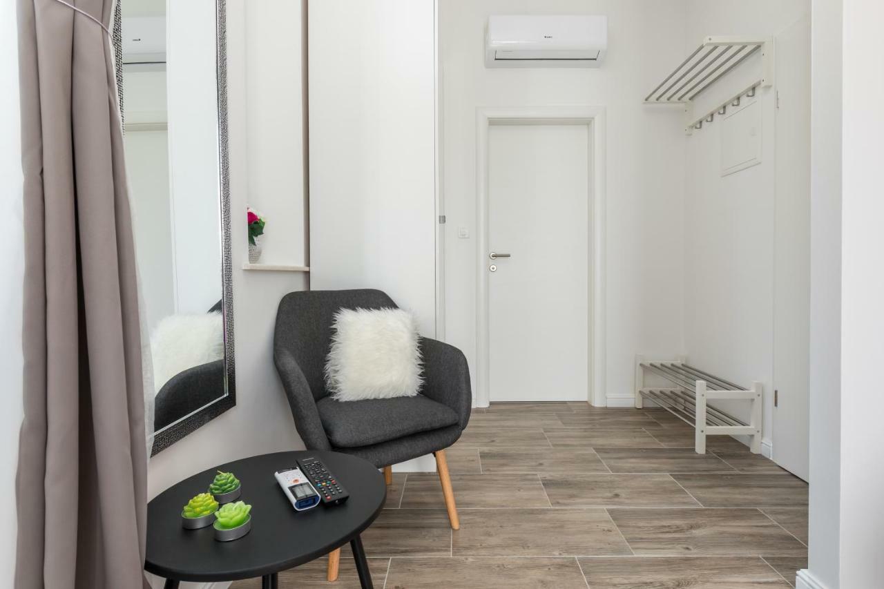 Seabed Rooms1 Guest house