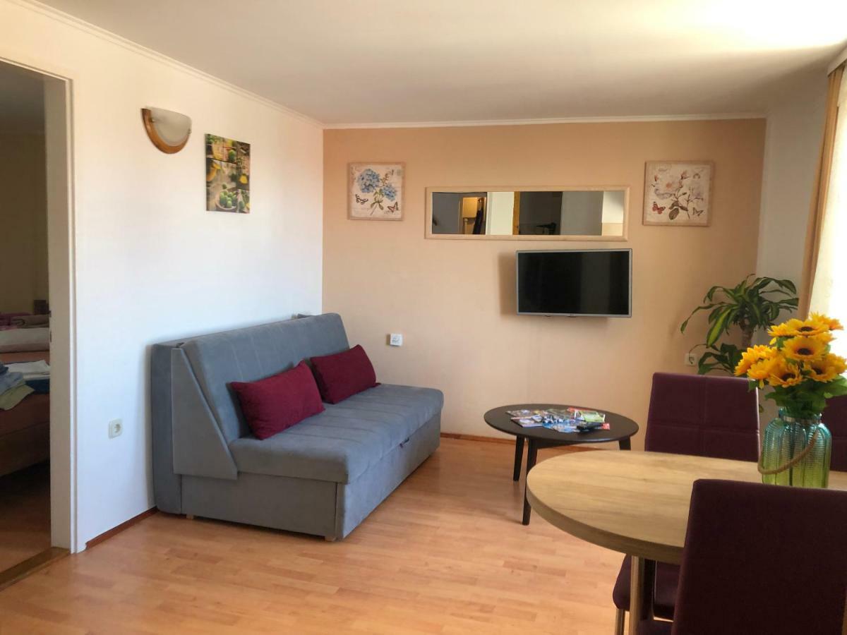 Old Town Krizeva Apartman *