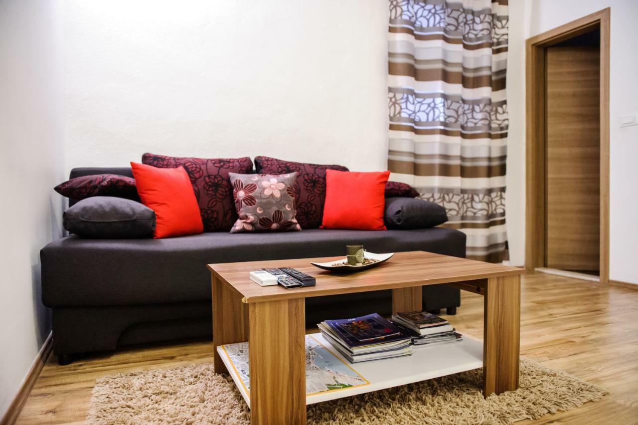 Grand Bedroom Aptm Palace Location Apartment