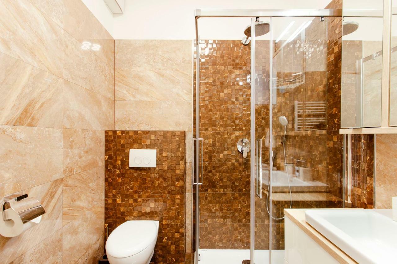 New Luxury Nives On Seaside Apartment *