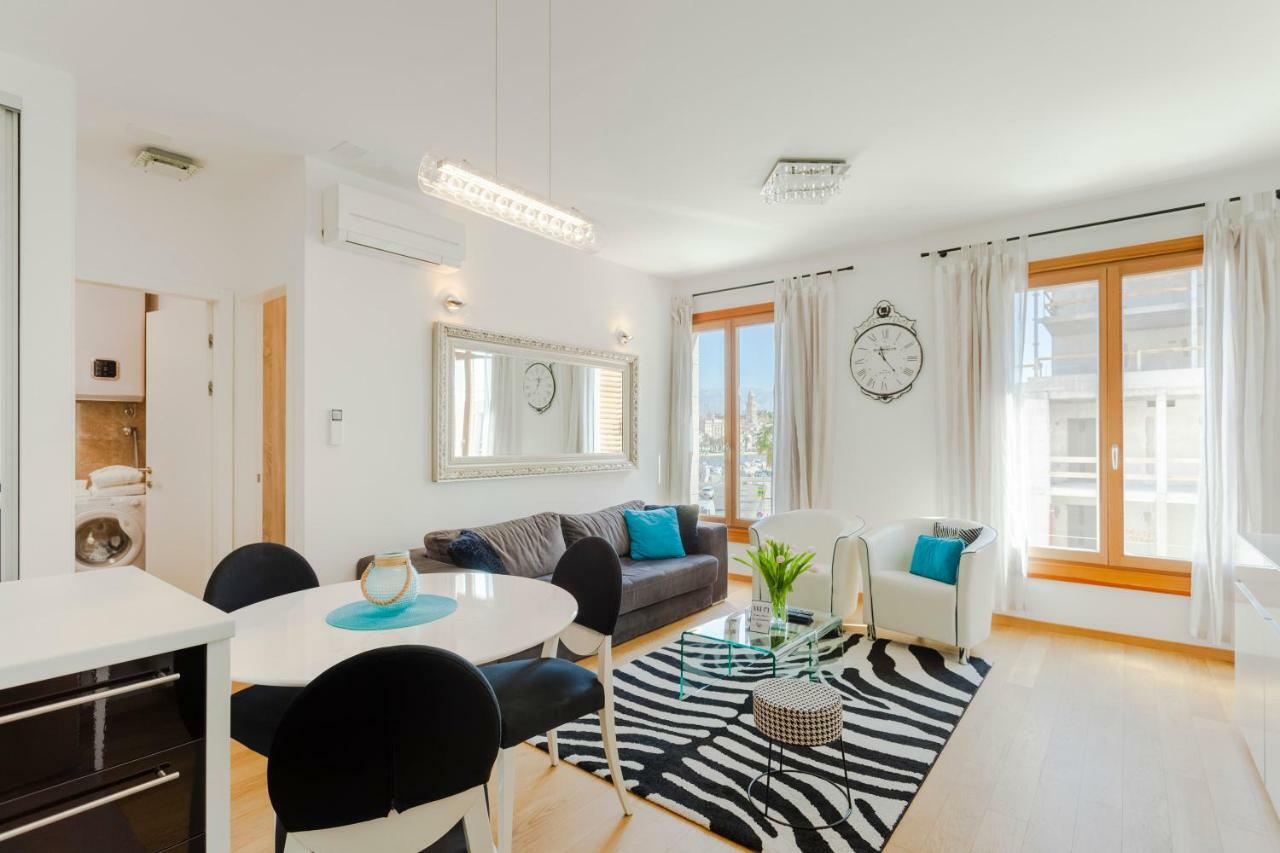 Apartment New Luxury Nives On Seaside Split
