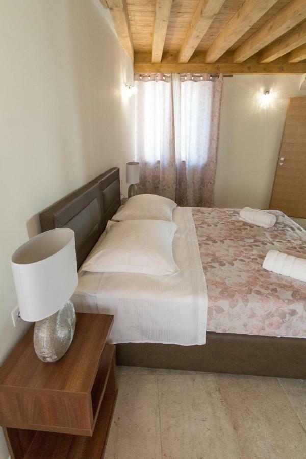 Jr Luxury Guesthouse2 4*