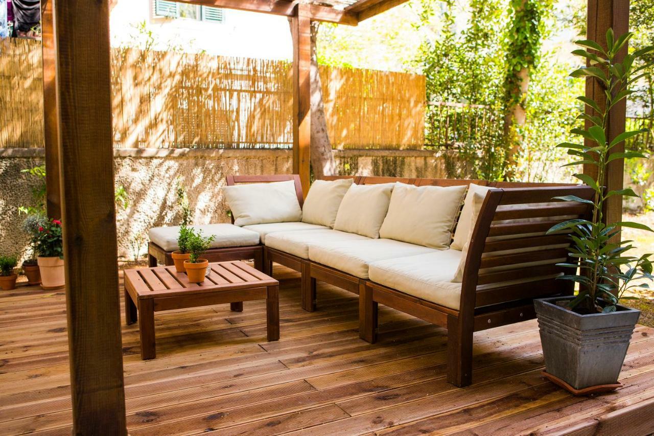 Luxurious With Private Garden Apartment Split