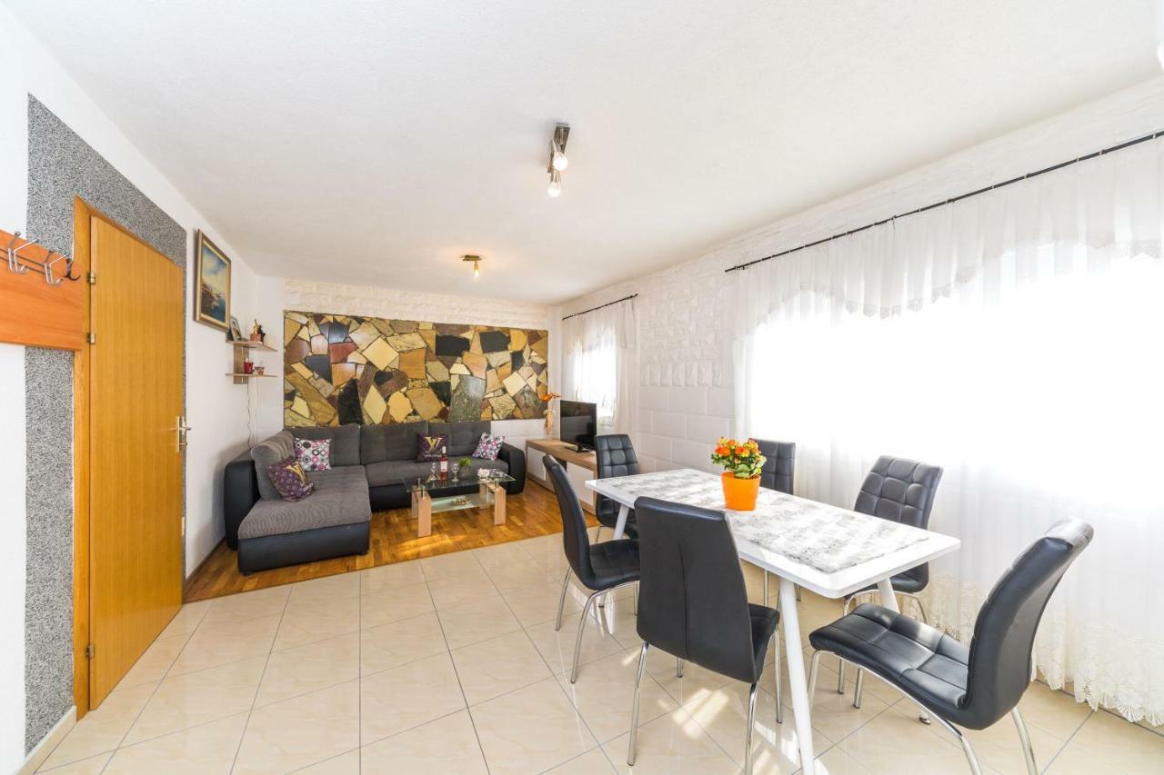 Apartment Apartment Rogosic