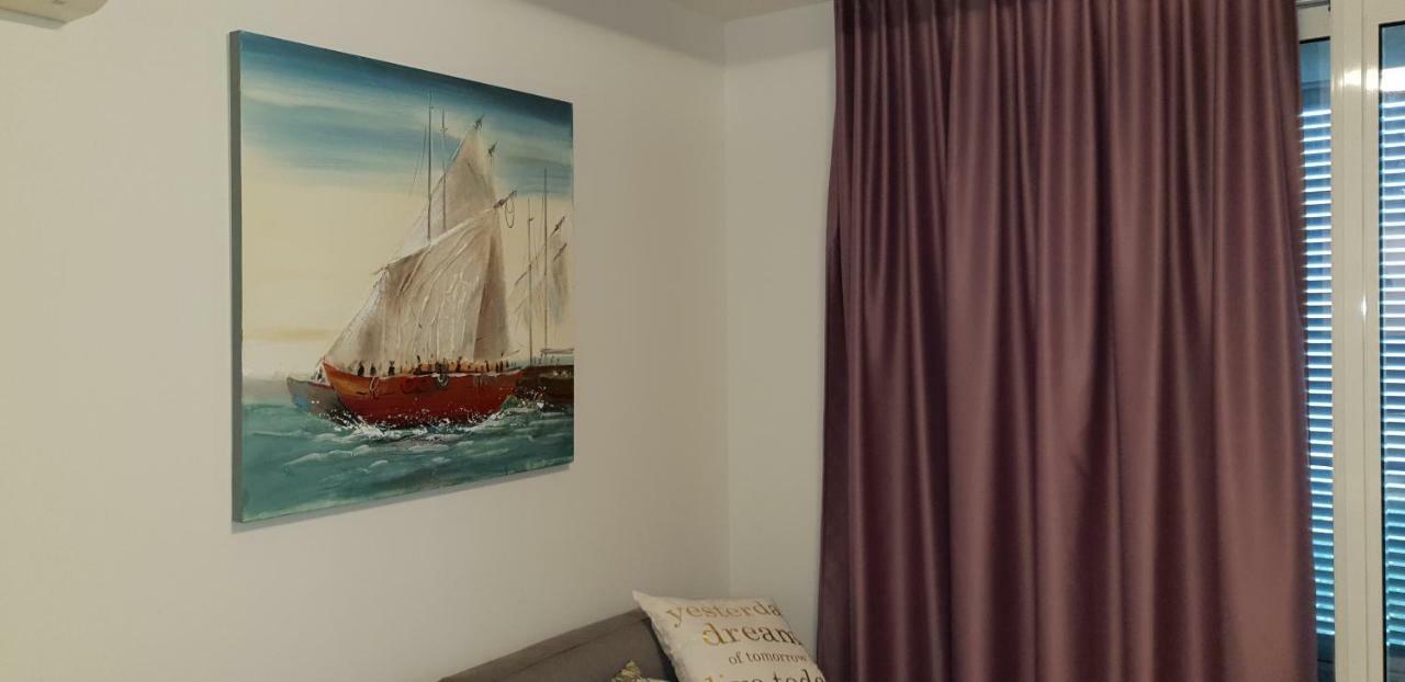 Apartment Sea View Tiho *