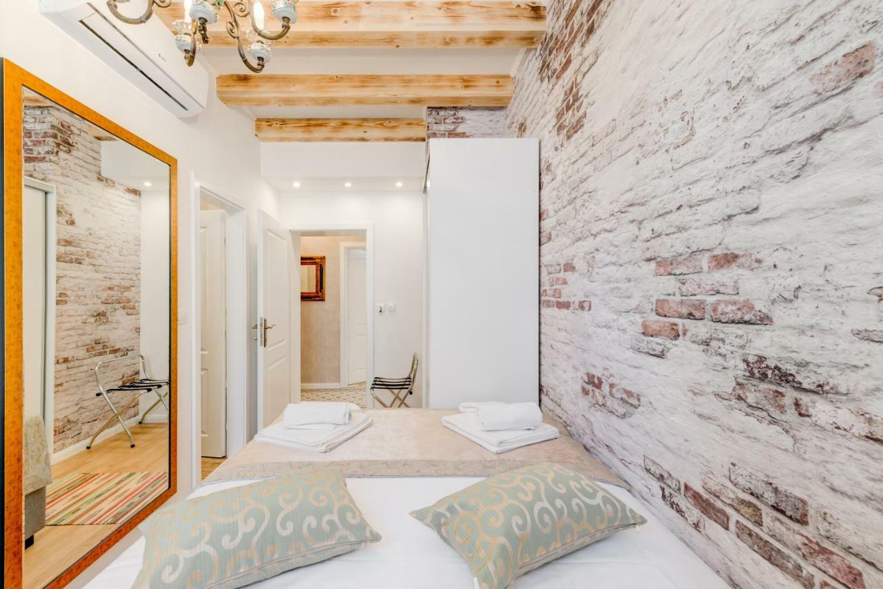 Bed & Breakfast Le Monde Luxury 4*