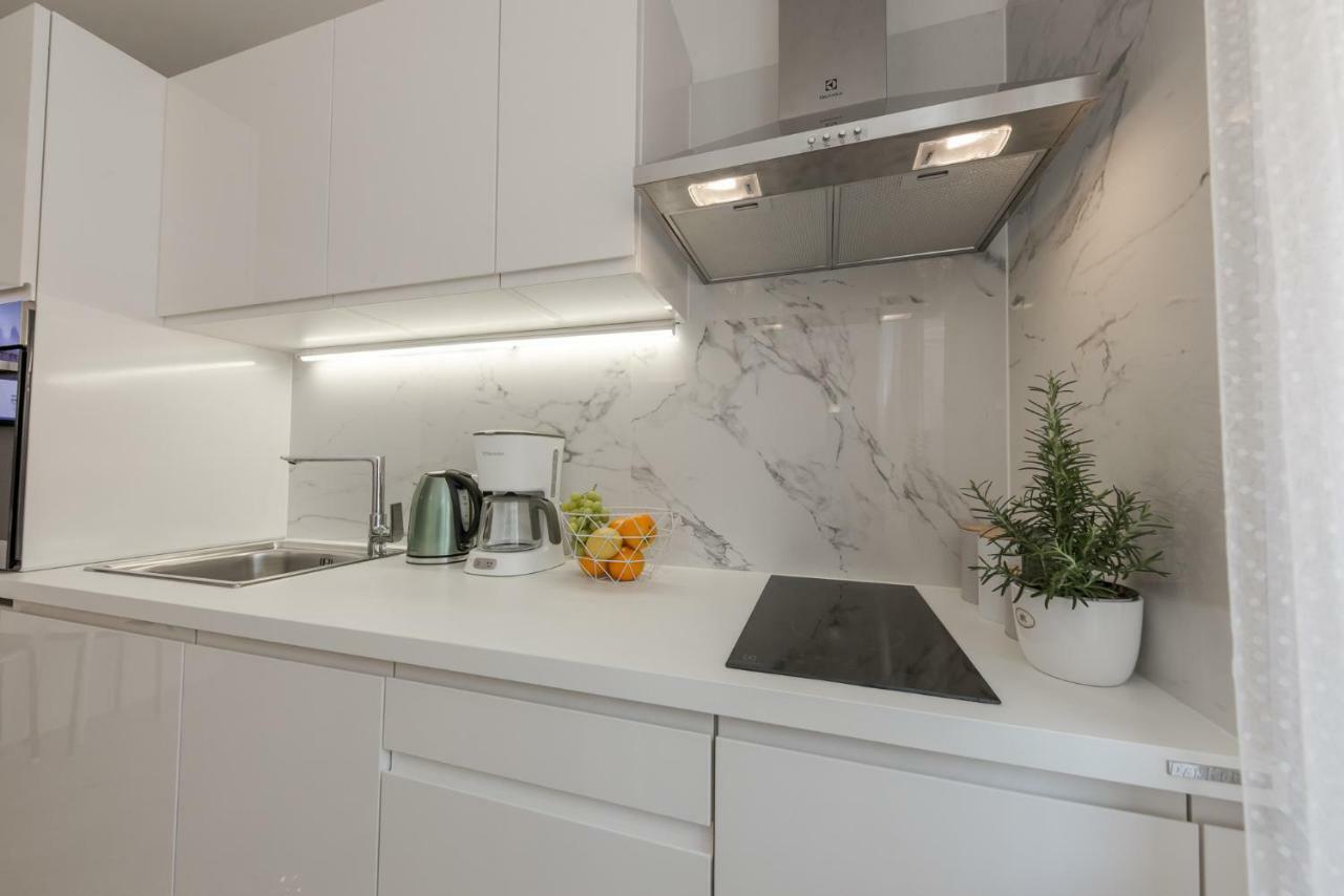 Enjoy Split, New In The Center With A Private Garden Apartamento Split