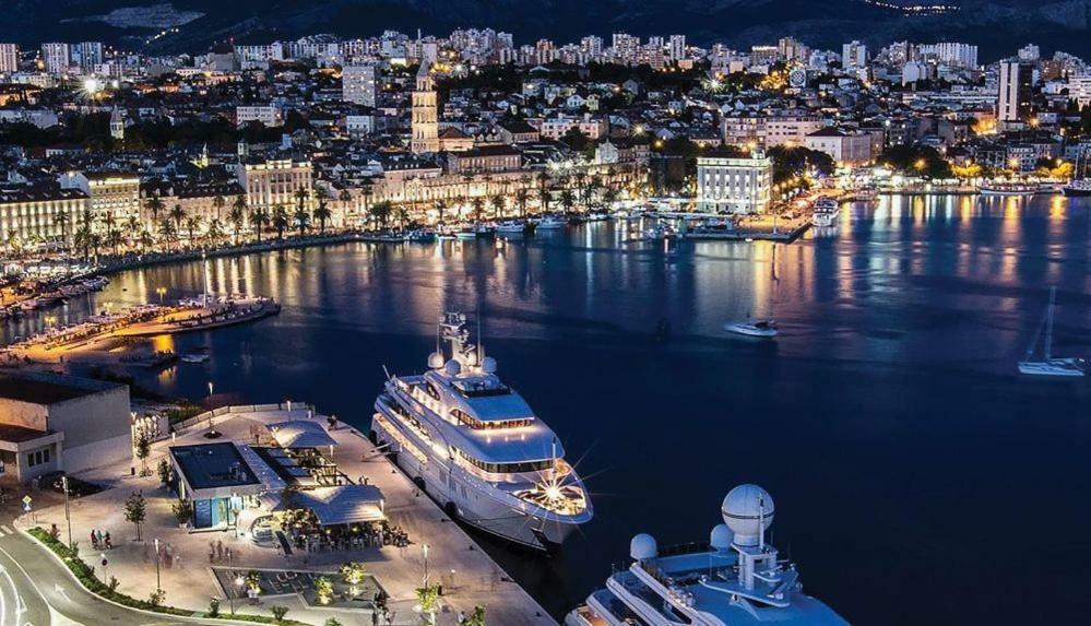 Apartamento Enjoy Split, New In The Center With A Private Garden Split