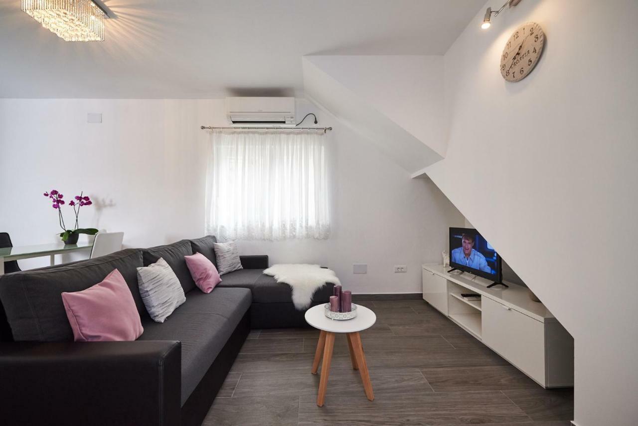 Epetij 2 Apartment